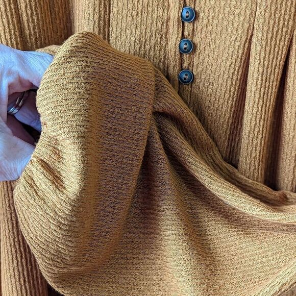 FREE PEOPLE Oversized Flowy Bubble Sleeve Devin Henley Top in Autumn Pea… - Picture 8 of 12